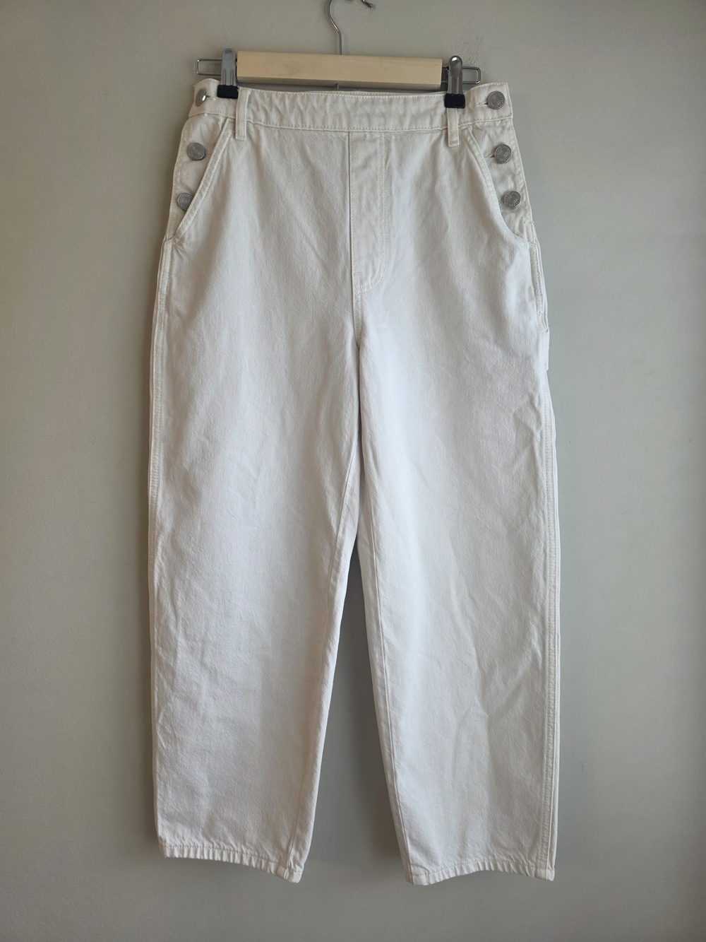 FRAME Barrel Leg Jeans Cropped Button Detail Parchment White 24 Like New - Picture 3 of 9